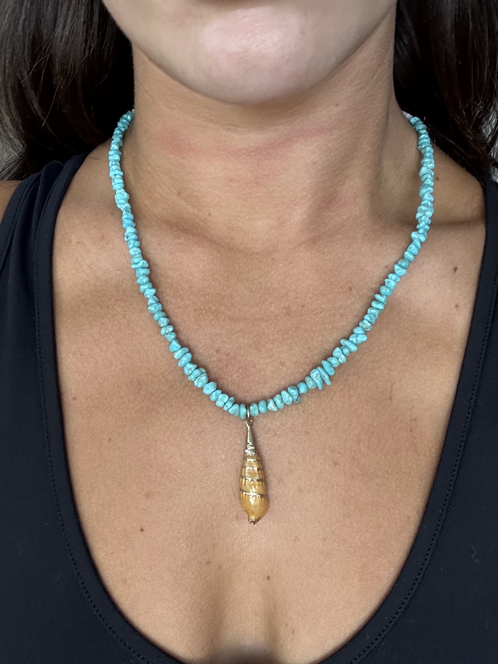 Turquoise Bead Necklace with Shell Pendant - Women Jewelry